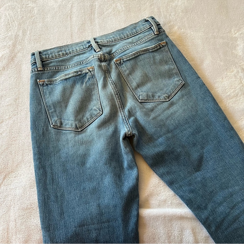 FRAME Le High Straight Jeans in Breakwater - Picture 5 of 7